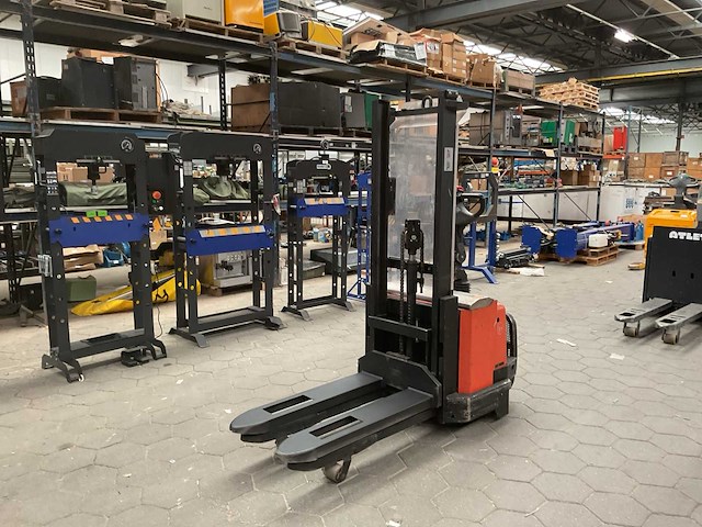 2008 bt swe120l stapelaar - afbeelding 1 van  8