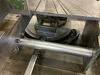 2008 carif 320bsa bandzaagmachine; rollenbaan aanvoer 6000mm ; rollenbaan afvoer met lengte meetinrichting 3000mm , 6 laadmeter voor transport - afbeelding 10 van  11