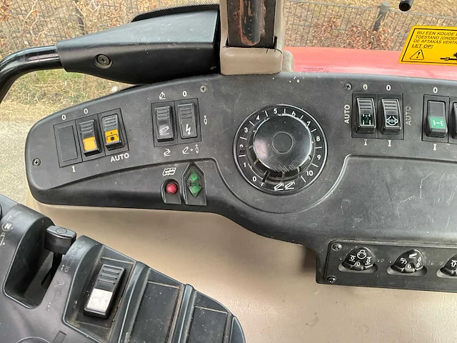 2008 case ih cvx 150 vierwielaangedreven landbouwtractor - afbeelding 6 van  32