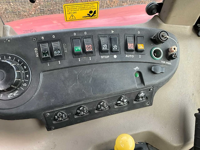 2008 case ih cvx 150 vierwielaangedreven landbouwtractor - afbeelding 7 van  32