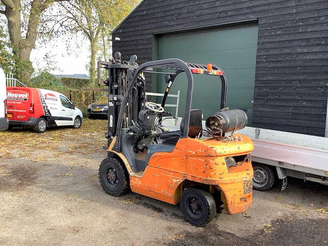 2008 cathapilar gp25n vorkheftruck - afbeelding 1 van  11