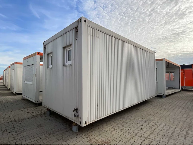 2008 chb peter bonitz omkleedruimte / sanitaire unit - afbeelding 3 van  12
