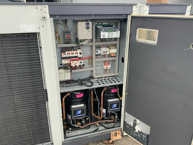 2008 ciat aquaciat2 ldc 300v chiller met hydrounit - afbeelding 5 van  7