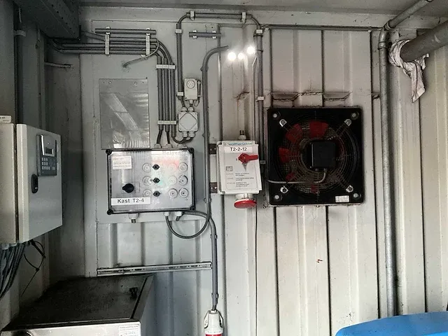 2008 compair compressorruimte in zeecontainer - afbeelding 22 van  45