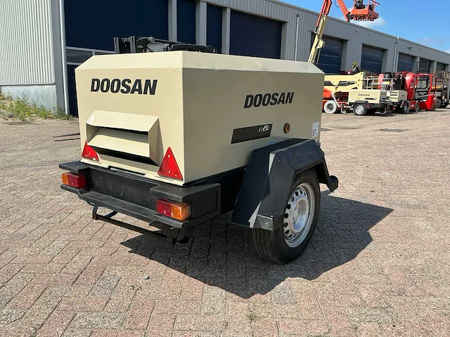 2008 doosan 7/20 luchtcompressor - afbeelding 10 van  13