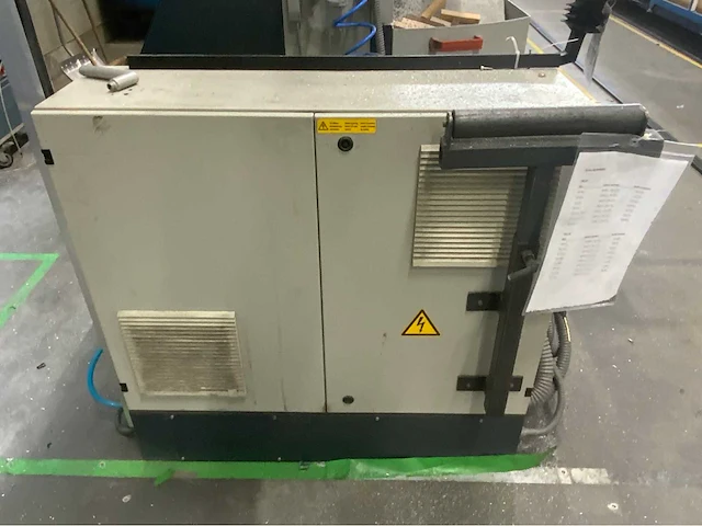 2008 elumatec dg 104-02 dubbele verstekzaagmachine. - afbeelding 20 van  29