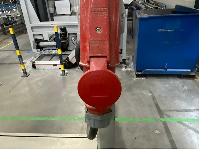 2008 elumatec dg 104-02 dubbele verstekzaagmachine. - afbeelding 21 van  29