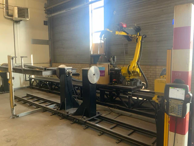 2008 fanuc m-710 ic 20l lasrobot - afbeelding 1 van  46