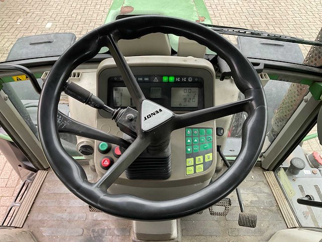2008 fendt 412 vario tms vierwielaangedreven landbouwtractor - afbeelding 25 van  42
