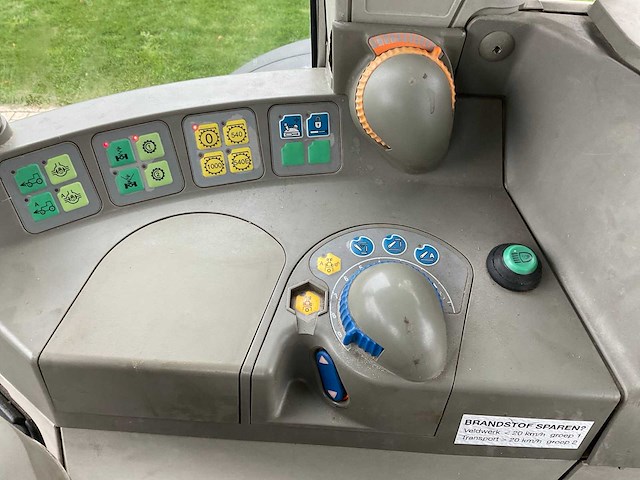 2008 fendt 412 vario tms vierwielaangedreven landbouwtractor - afbeelding 31 van  42