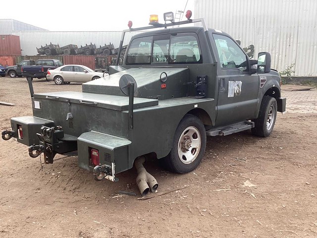 2008 ford bobtail f350 xl super duty bedrijfswagen - afbeelding 3 van  13