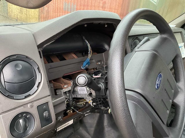 2008 ford bobtail f350 xl super duty bedrijfswagen - afbeelding 10 van  17