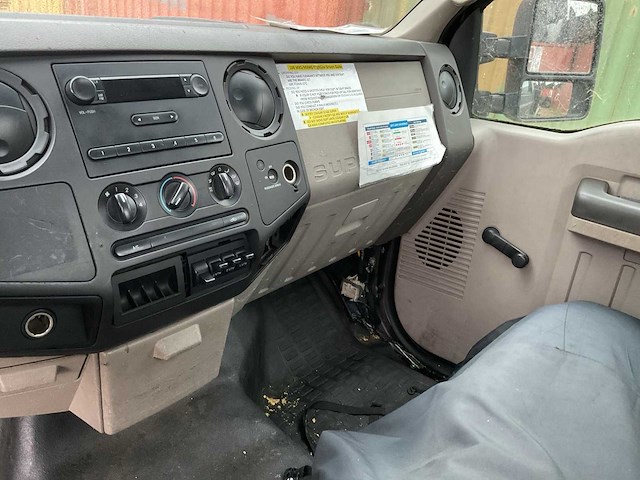 2008 ford bobtail f350 xl super duty bedrijfswagen - afbeelding 11 van  17