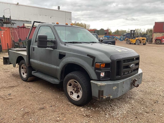 2008 ford bobtail f350 xl super duty bedrijfswagen - afbeelding 3 van  17