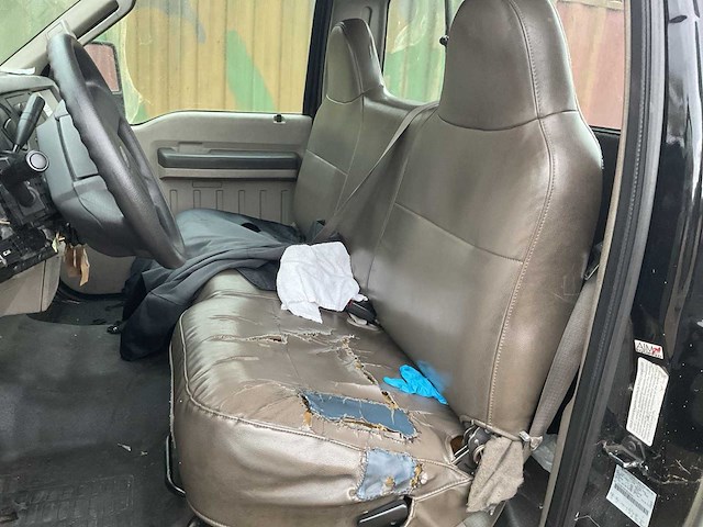 2008 ford bobtail f350 xl super duty bedrijfswagen - afbeelding 9 van  17