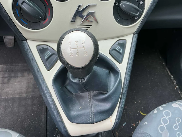 2008 ford ka 1.2i personenauto - afbeelding 19 van  47