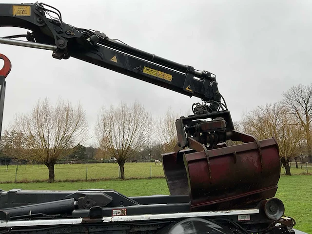 2008 ginaf c2120n vrachtwagen met laadkraan en haakarm - afbeelding 2 van  40