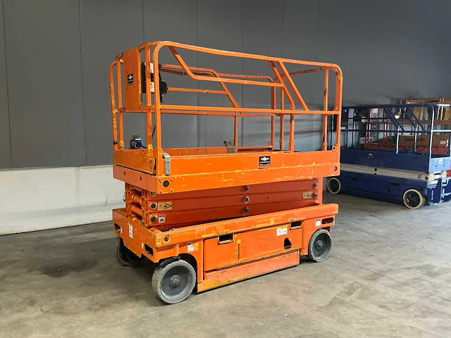2008 haulotte compact 10 hoogwerker - afbeelding 1 van  26