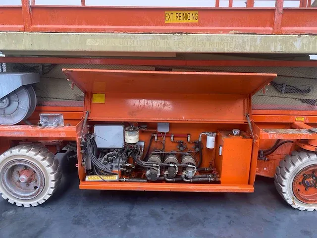 2008 holland lift q-135el18 schaarhoogwerker - afbeelding 15 van  23