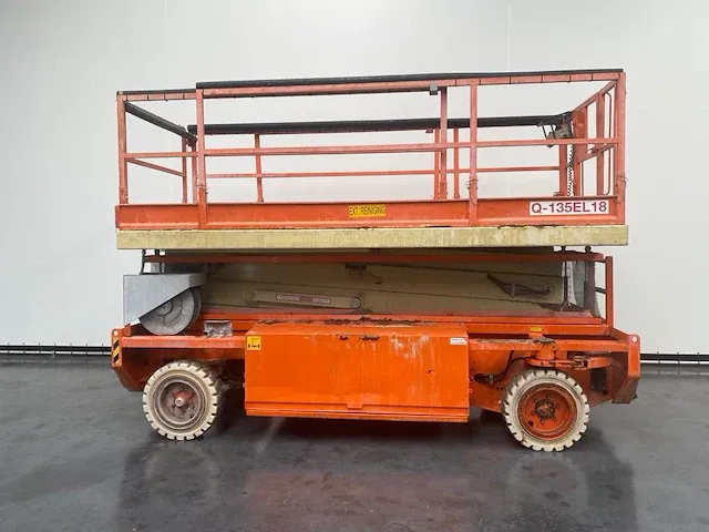 2008 holland lift q-135el18 schaarhoogwerker - afbeelding 17 van  23