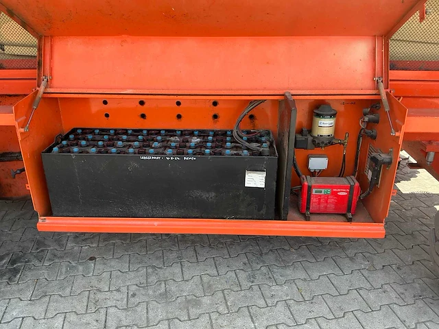 2008 holland lift q-135el24 hoogwerker - afbeelding 16 van  34