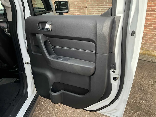 2008 hummer h3 t personenauto - afbeelding 24 van  34