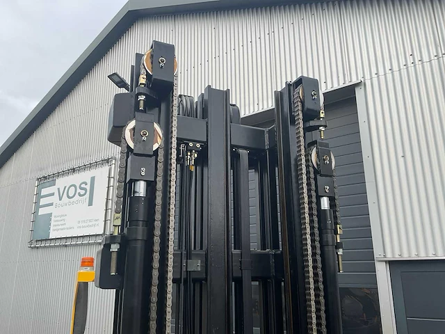 2008 hyster t1.5 reach truck - afbeelding 7 van  33