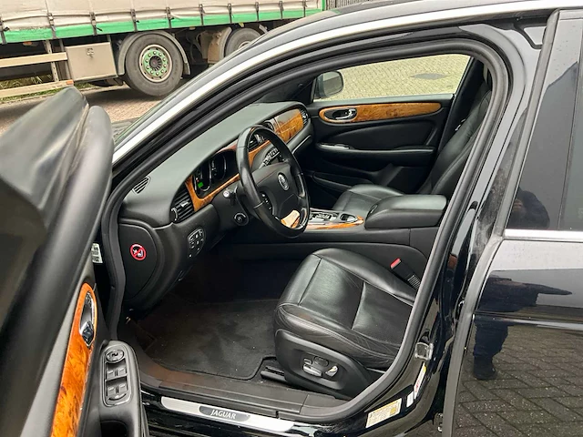 2008 jaguar xj 4.2 personenauto - afbeelding 6 van  30