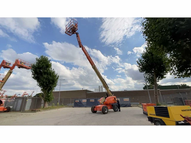 2008 jlg 660sj hoogwerker 4x4 - afbeelding 1 van  31
