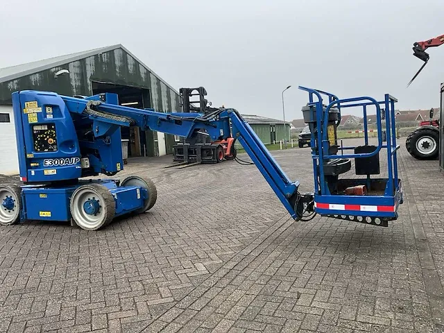 2008 jlg e300ajp hoogwerker - afbeelding 14 van  18