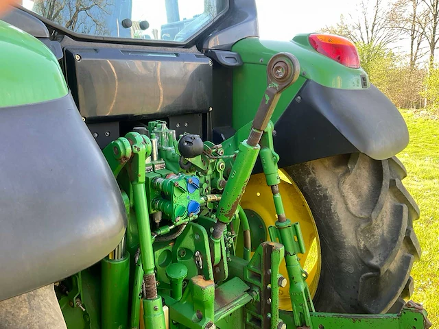 2008 john deere 6130 vierwielaangedreven landbouwtractor - afbeelding 7 van  25