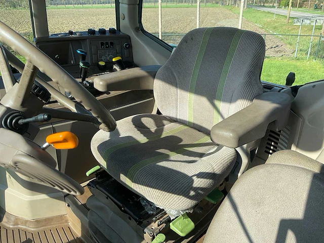 2008 john deere 6130 vierwielaangedreven landbouwtractor - afbeelding 13 van  25