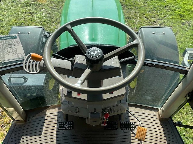 2008 john deere 6130 vierwielaangedreven landbouwtractor - afbeelding 16 van  25