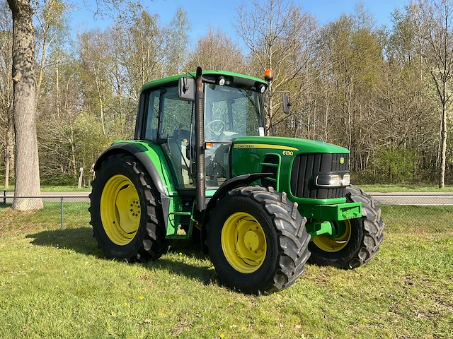 2008 john deere 6130 vierwielaangedreven landbouwtractor - afbeelding 22 van  25
