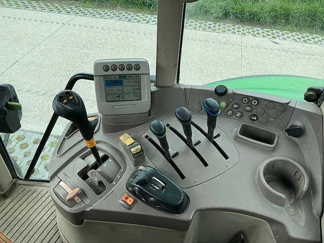2008 john deere 6230 premium vierwielaangedreven landbouwtractor - afbeelding 25 van  36