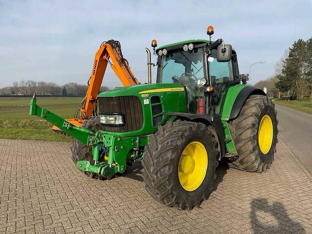 2008 john deere 6830 premium vierwielaangedreven landbouwtractor met maaiarm - afbeelding 7 van  49