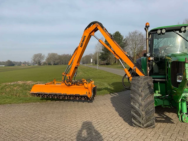 2008 john deere 6830 premium vierwielaangedreven landbouwtractor met maaiarm - afbeelding 9 van  49