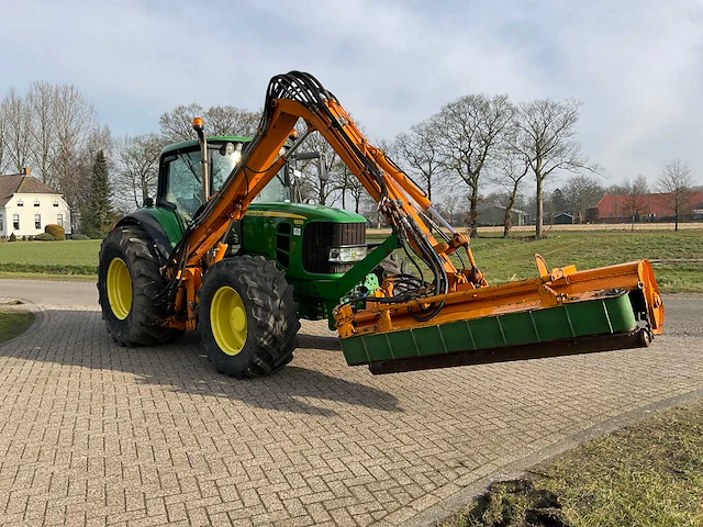 2008 john deere 6830 premium vierwielaangedreven landbouwtractor met maaiarm - afbeelding 34 van  49