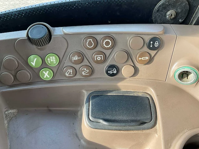 2008 john deere 6830 premium vierwielaangedreven landbouwtractor - afbeelding 21 van  38