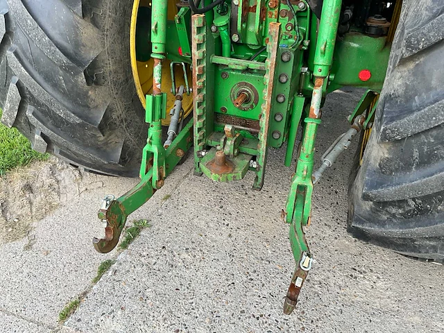 2008 john deere 6830 vierwielaangedreven landbouwtractor met voorlader - afbeelding 24 van  41