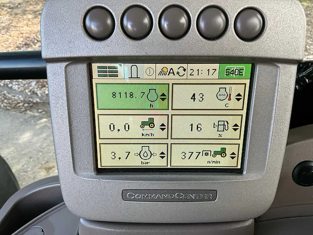 2008 john deere 6830 vierwielaangedreven landbouwtractor met voorlader - afbeelding 29 van  41