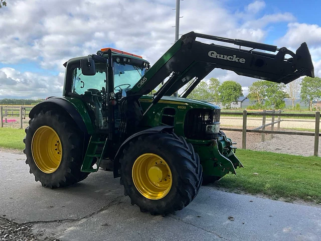 2008 john deere 6830 vierwielaangedreven landbouwtractor met voorlader - afbeelding 39 van  41