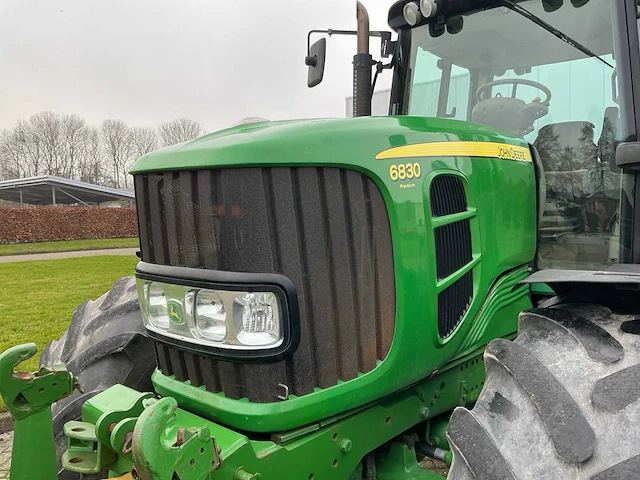 2008 john deere 6830 vierwielaangedreven landbouwtractor - afbeelding 6 van  36