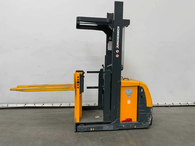 2008 jungheinrich eks110 orderpicker met accu van 2024 - afbeelding 6 van  19