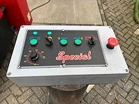 2008 karmetal 400 kdg metalen horizontale bandzaagmachine - afbeelding 10 van  17
