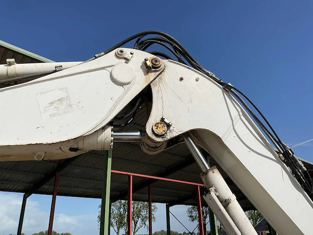 2008 komatsu pw 98mr-6 banden graafmachine - afbeelding 9 van  38