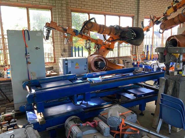 2008 kuka kr 360 l 340 pa industriële robot - afbeelding 4 van  21