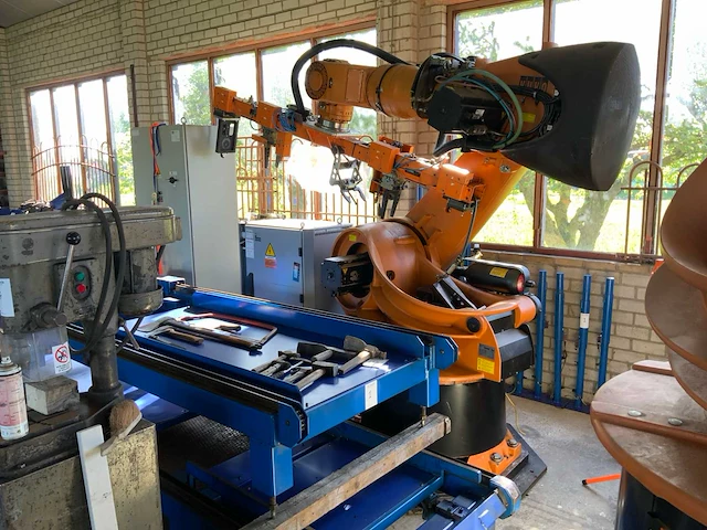 2008 kuka kr 360 l 340 pa industriële robot - afbeelding 5 van  21