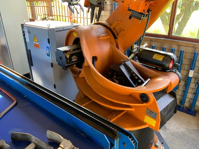 2008 kuka kr 360 l 340 pa industriële robot - afbeelding 7 van  21