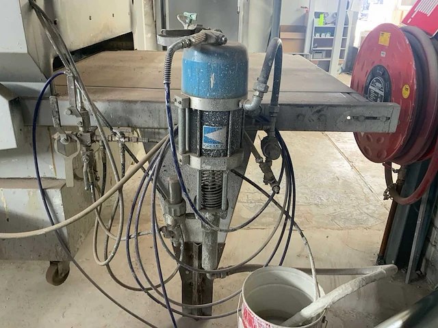 2008 leif & lorentz b3 lineaire spuitmachine - afbeelding 28 van  30